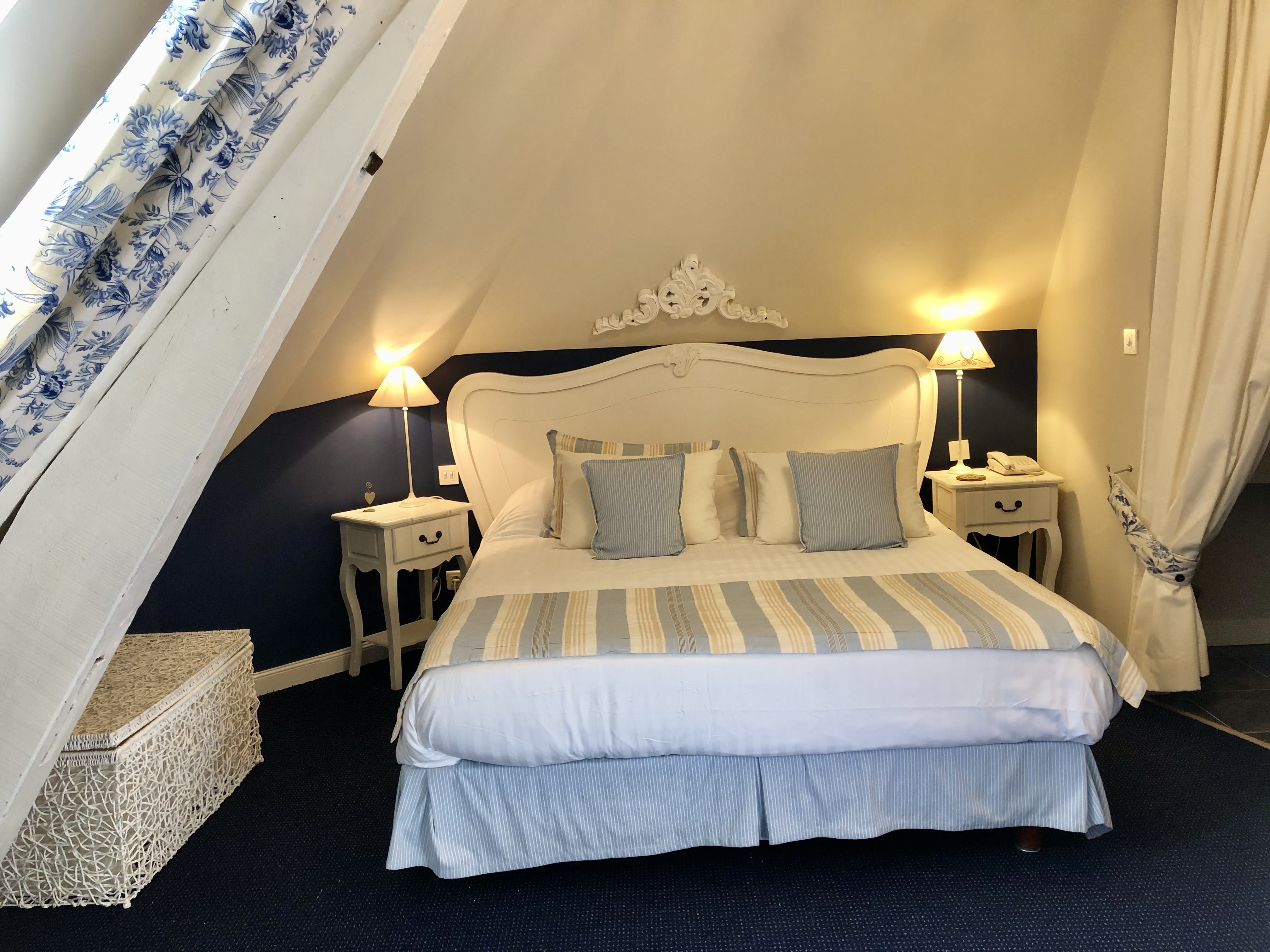 9 - Chambre Supérieure double mansardée